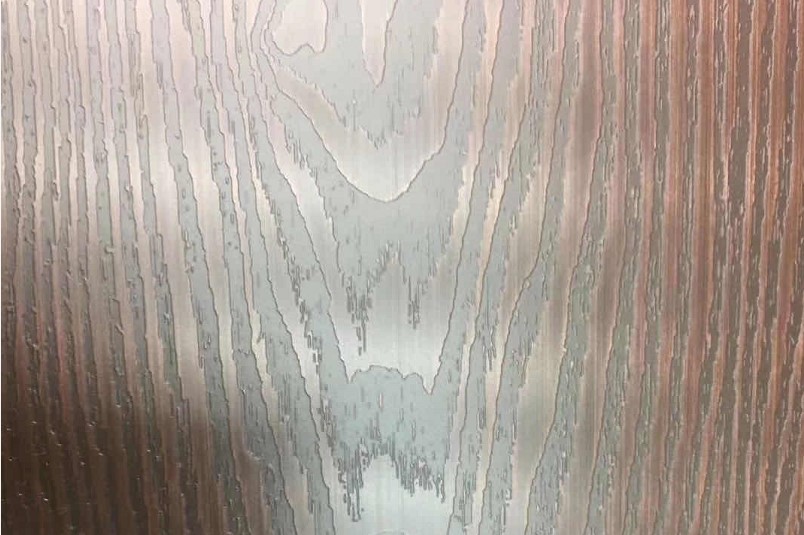 02不銹鋼壓花和蝕刻工藝怎么選.jpg